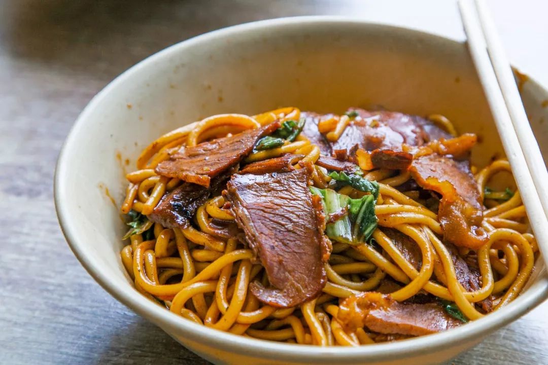 武汉人，等摘下口罩，我们一起去吃这50家店好吗？