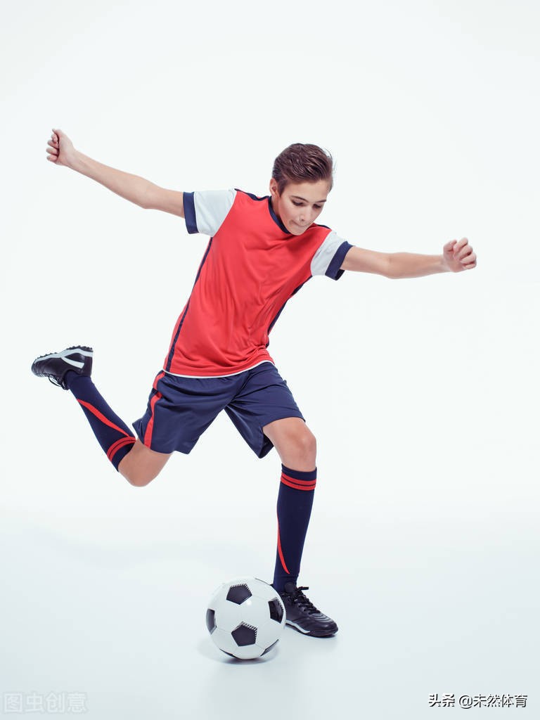 足球如何练习长传,青少年如何练习长传球