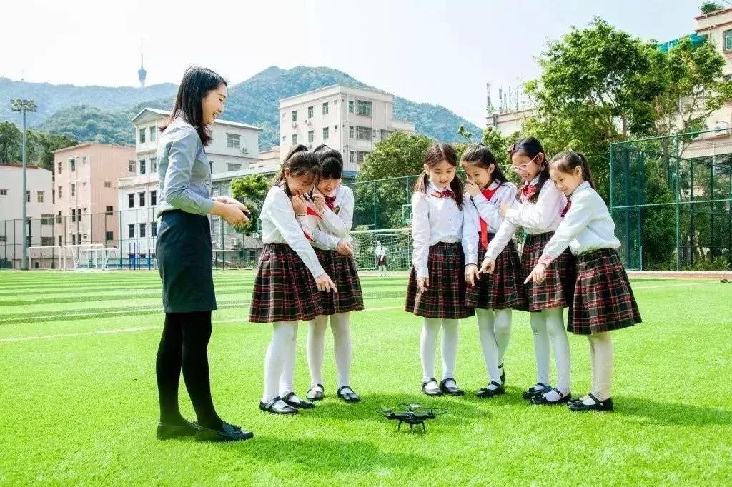 邀请函学校元旦活动,邀请函大学活动