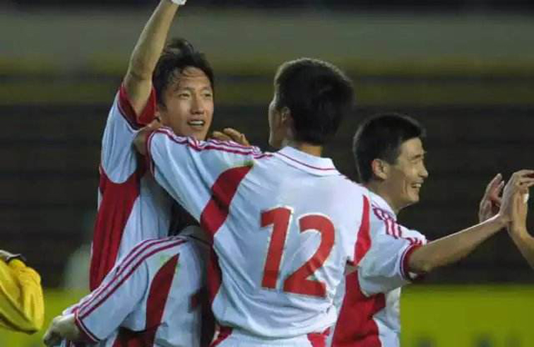 曲波一战成名,曲波中国足球