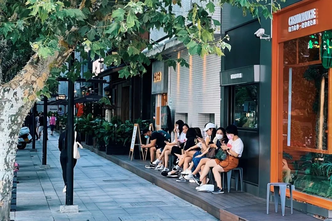 “88铜仁”升级为“UX88”，一则街区商业项目的蓄势待发