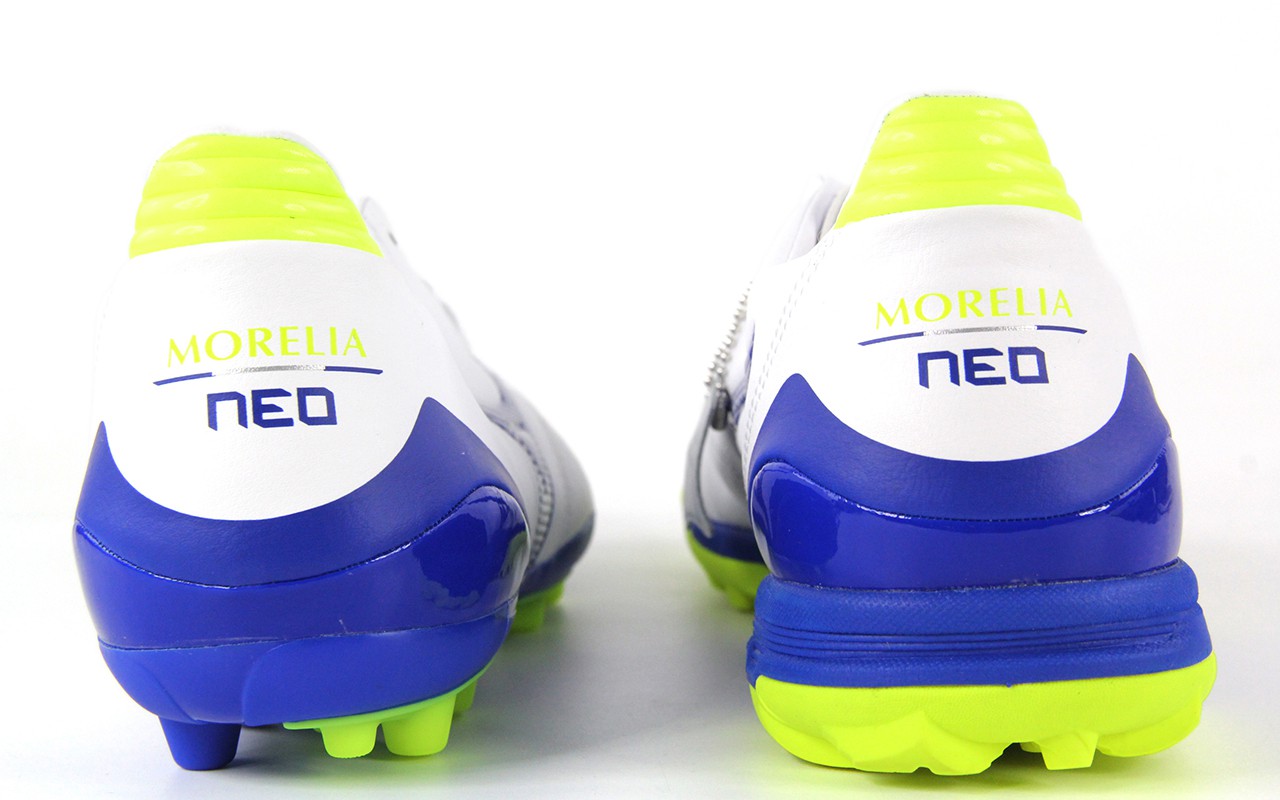 靠的是过硬的品质和口碑,美津浓moreliaas实战