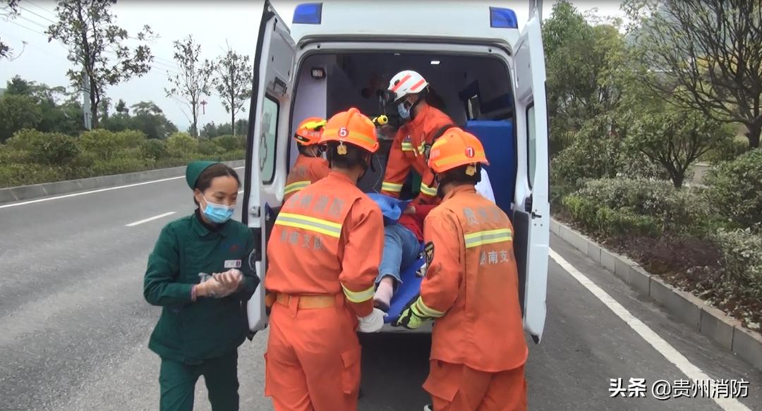 石头撞鸡蛋示意图,石头砸车车撞人后续