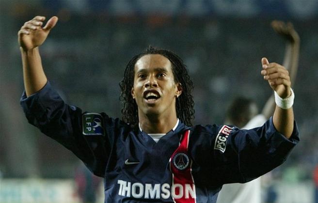 小罗世界足球先生,小罗第二次加冕足球先生