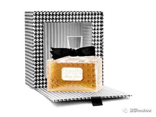 迪奥小姐爱与玫瑰展览吴谨言,迪奥小姐爱与玫瑰晚会