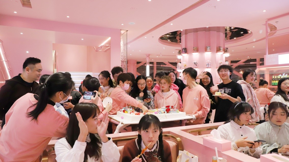 中国“火锅天团”走进江西海昏侯国,寻根汉代火锅文化之源