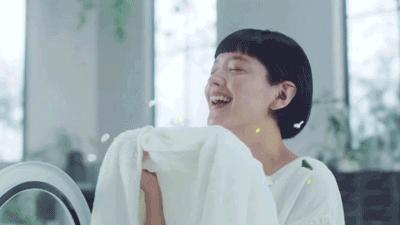 衣服怎么收纳可以防止发霉不会皱,换季衣服怎么整理没折痕