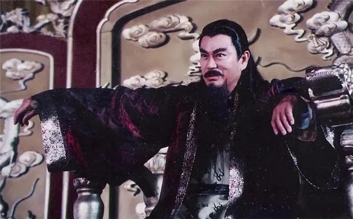 雄霸千叶真一年轻时候照片,千叶真一张耀扬古惑仔