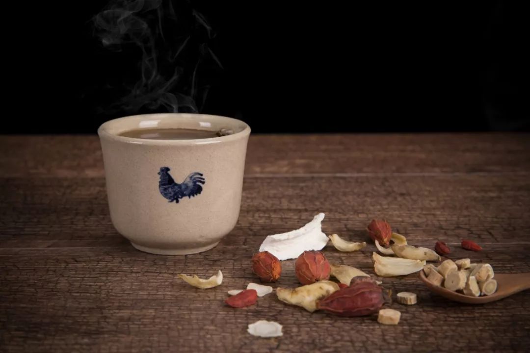 服药时间有哪些门道,吃药的误区这样吃药危害实在太大