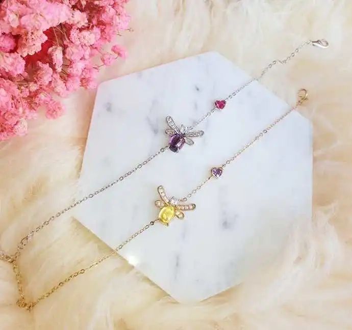 灏氱編宸撮粠鏄庢槦鍚屾,灏氱編宸撮粠棣栭グ娆惧紡鏍囧織