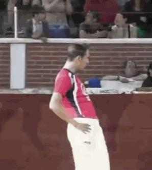 被牛角顶了是什么感觉,被牛角顶了是什么样