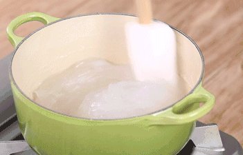 生粉是不是跟淀粉差不多,淀粉和生粉在用途上有什么区别