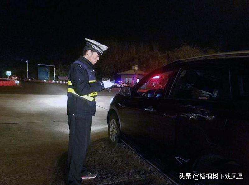 盗墓贼潜入古墓想盗取战国编钟,盗墓吴越国王陵