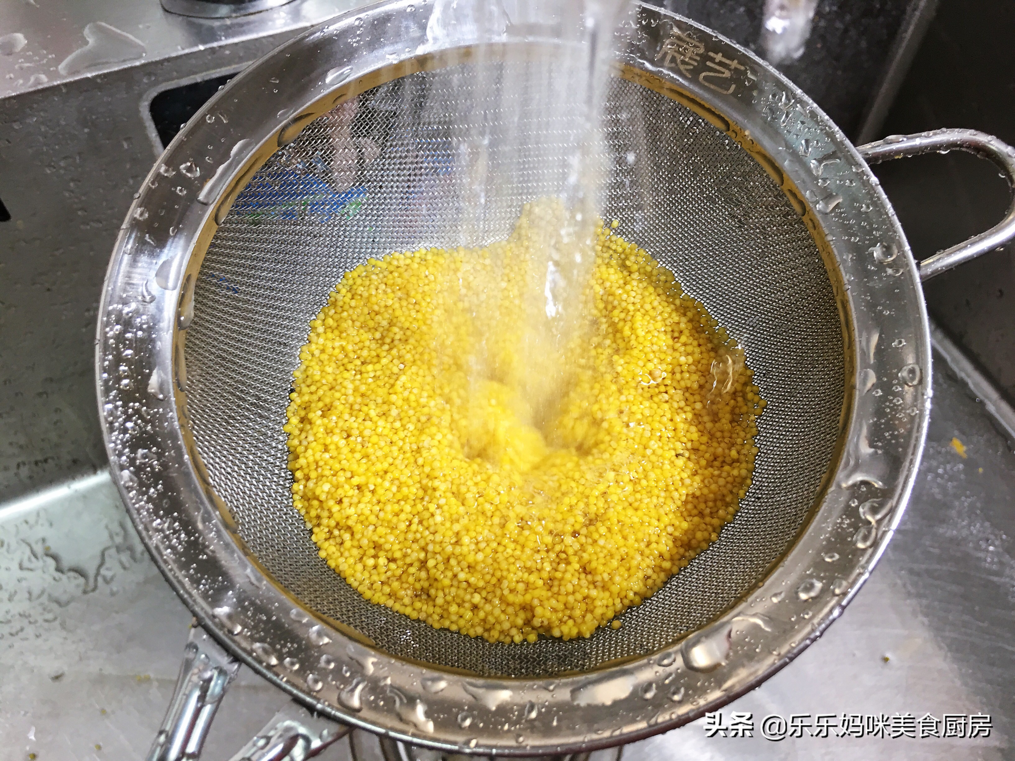 早上喝什么米糊养胃,喝米糊和豆浆好处是什么