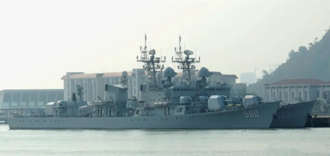 胡诌施佬：“锆石”上舰试射了，我们的“同款”呢？