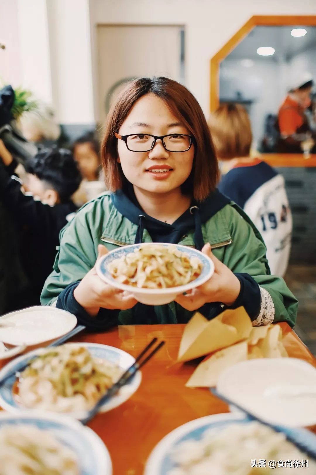 徐州凉皮开到悉尼！健身私教亲手烹制！美味到极致，还有变态辣…