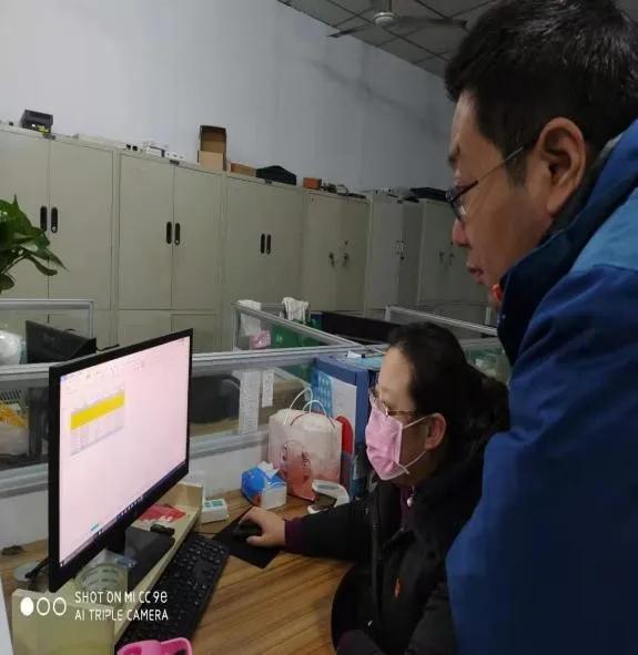 联通非常满意评价截图,赞扬联通公司的话