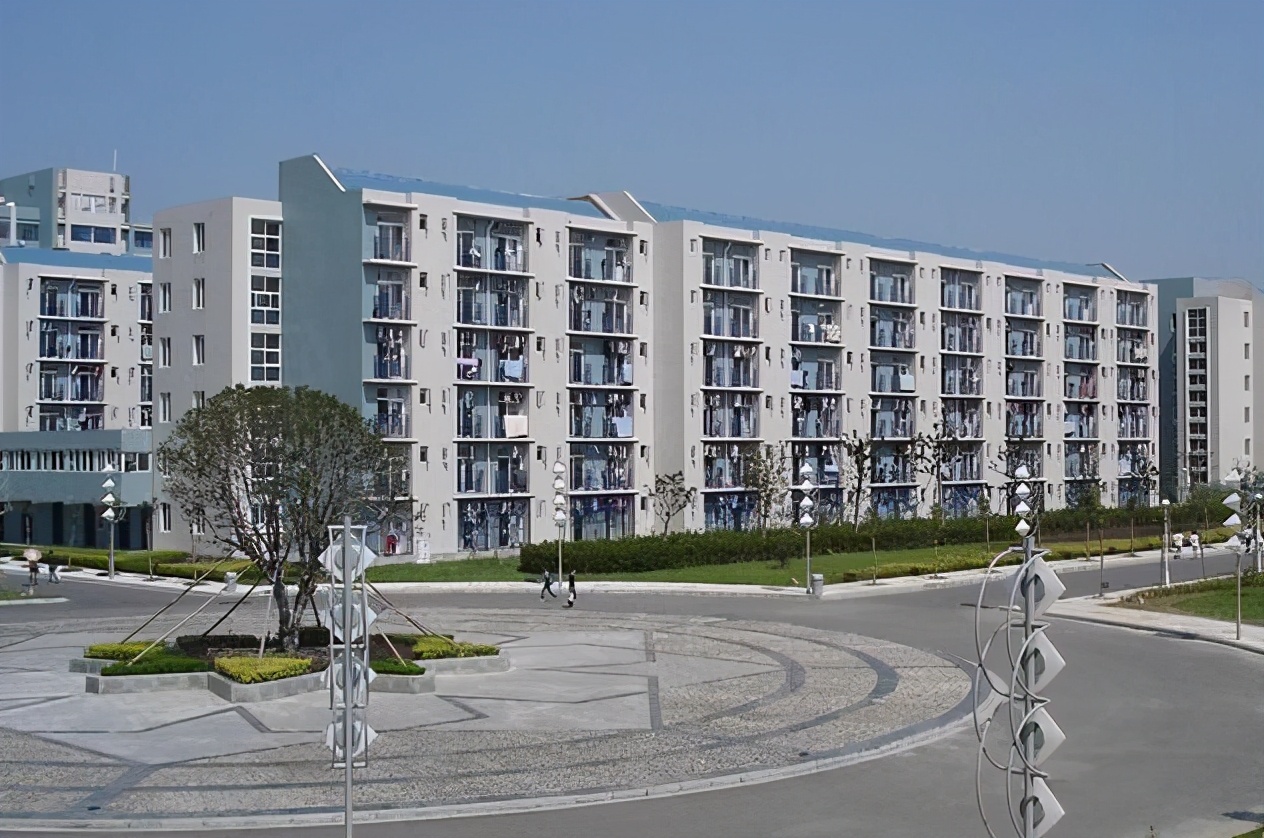 安徽这2所学院拟改名为“大学”，学生有些着急，想拿到新毕业证