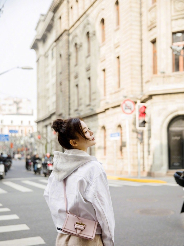 袁姗姗机场飞行夹克,袁姗姗牛仔夹克