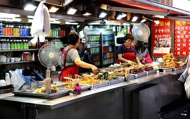 一碗麻辣烫拯救了一条马路,一碗麻辣烫惹的祸