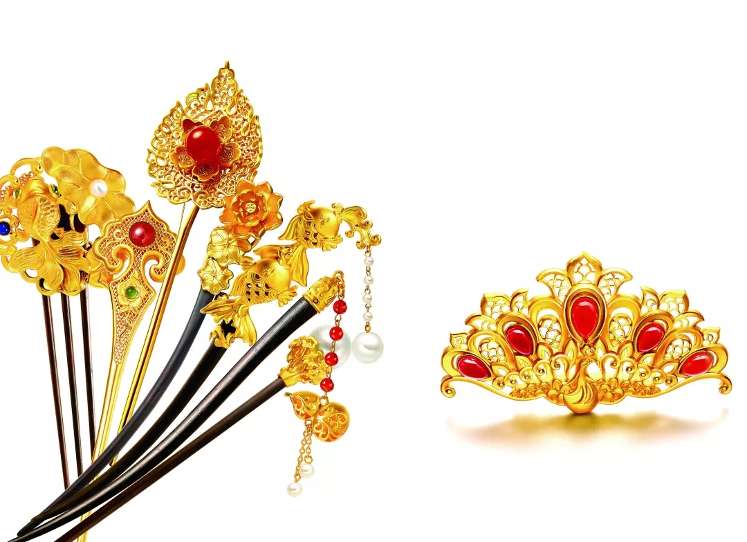 为什么黄金首饰有400多和500多,黄金首饰哪种性价比高