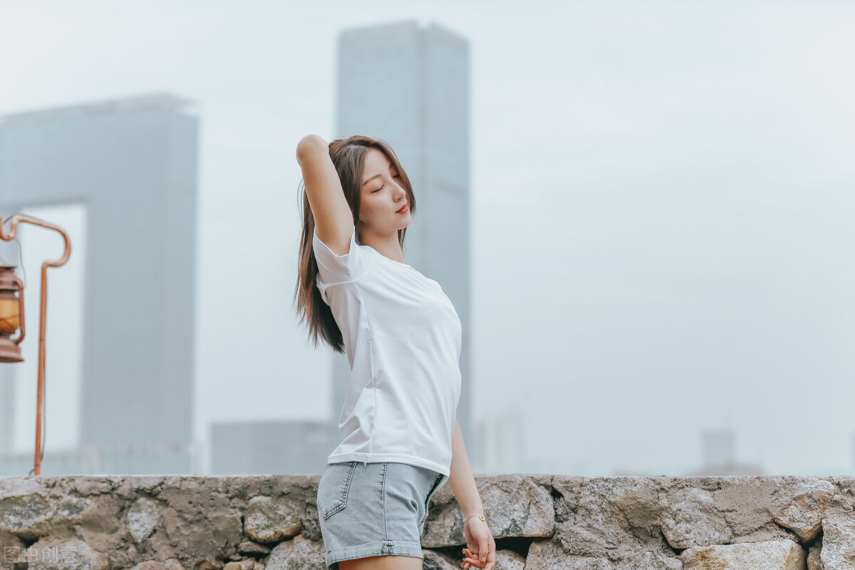 故事：想找喜欢的人约会，男神主动帮我牵线，这却是他追我第一步