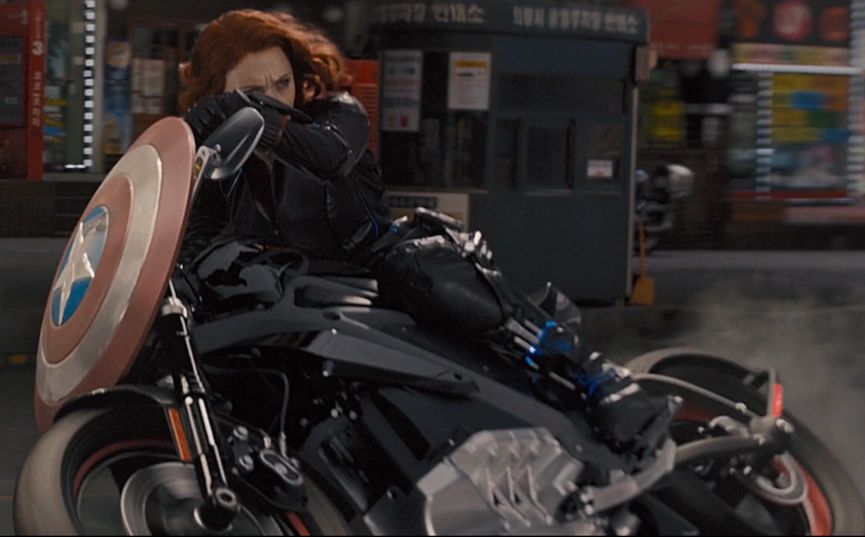 漫威宇宙黑寡妇和谁在一起,了解漫威黑寡妇该看哪部电影