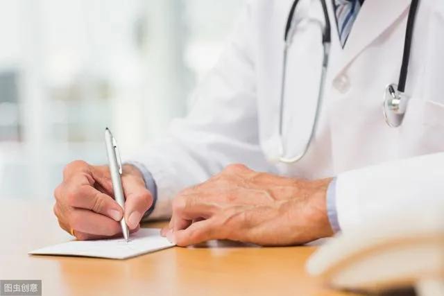 糖尿病患者出现了烂脚要怎么办,糖尿病并发症烂脚和脚气有啥区别