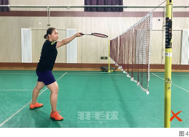 羽毛球正手对角过渡,正手被动过渡对角