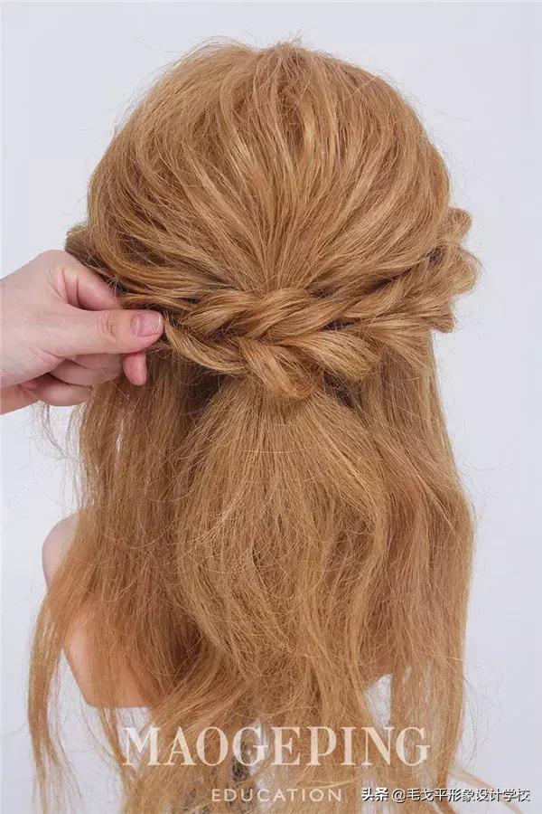 盘发超简单好看教程中发半扎,超简单盘发教程马尾