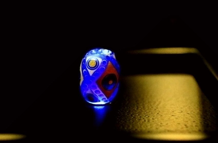 认识传统工艺景泰蓝,老琉璃珠怎么辨别