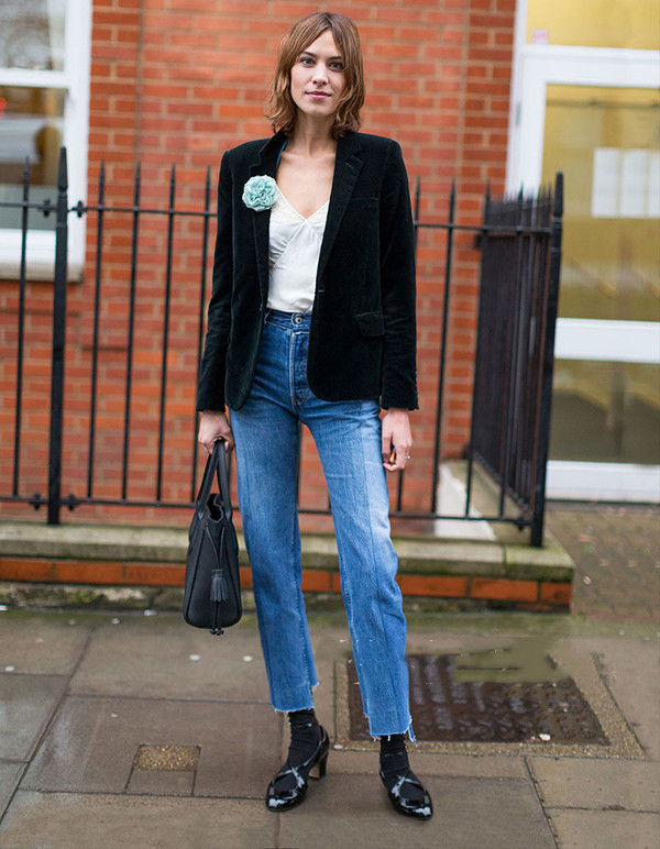 奶奶少女感穿搭,今年流行的奶奶鞋怎么搭配才好