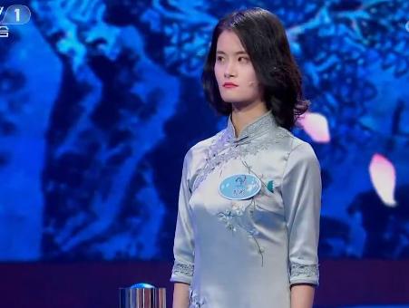 中国诗词大会：高冷女抛绝杀字，整蒙北大女博士，能对出的很厉害
