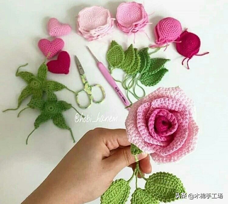 七种玫瑰花的钩编步骤,浪漫永不凋零的玫瑰花折纸