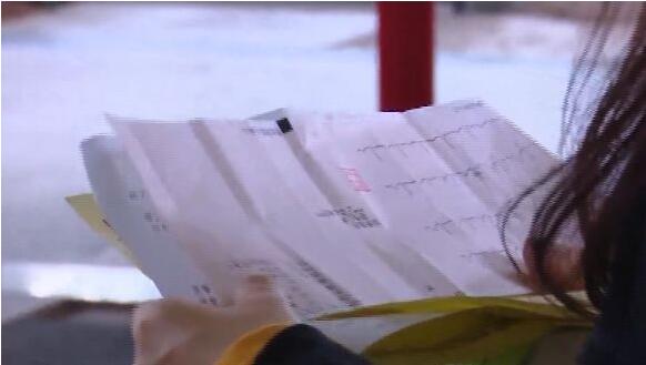 女子光着上身做检查医院这一操作让她从头凉到脚