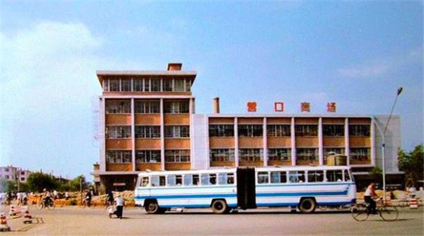 记忆中的家乡早已变了模样,家乡已不再是记忆中的模样