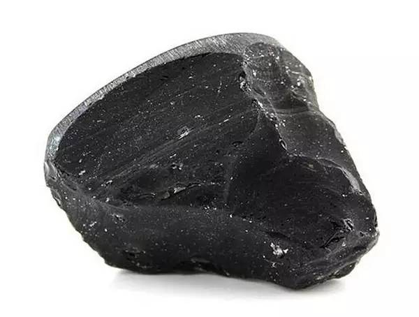 河边能捡到什么值钱的石头,在哪儿能捡到值钱的石头