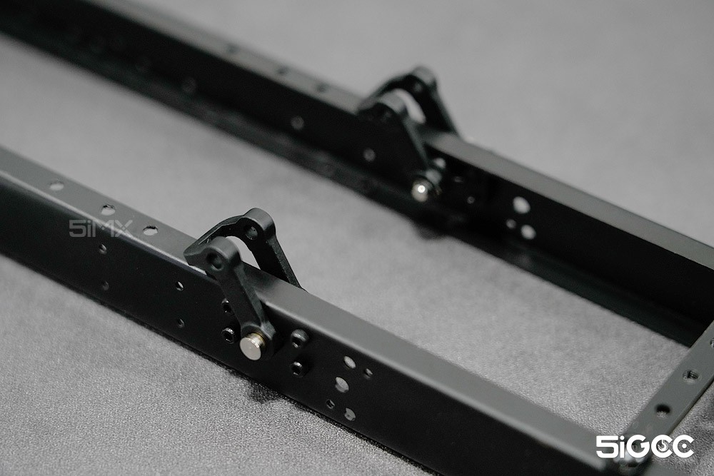 组装f2000拖头,组装f2000卡车模型