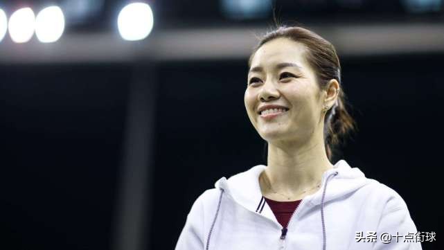 敬佩！郎平刘国梁捐物不留名，易建联更是飞到美国采购上万防护服