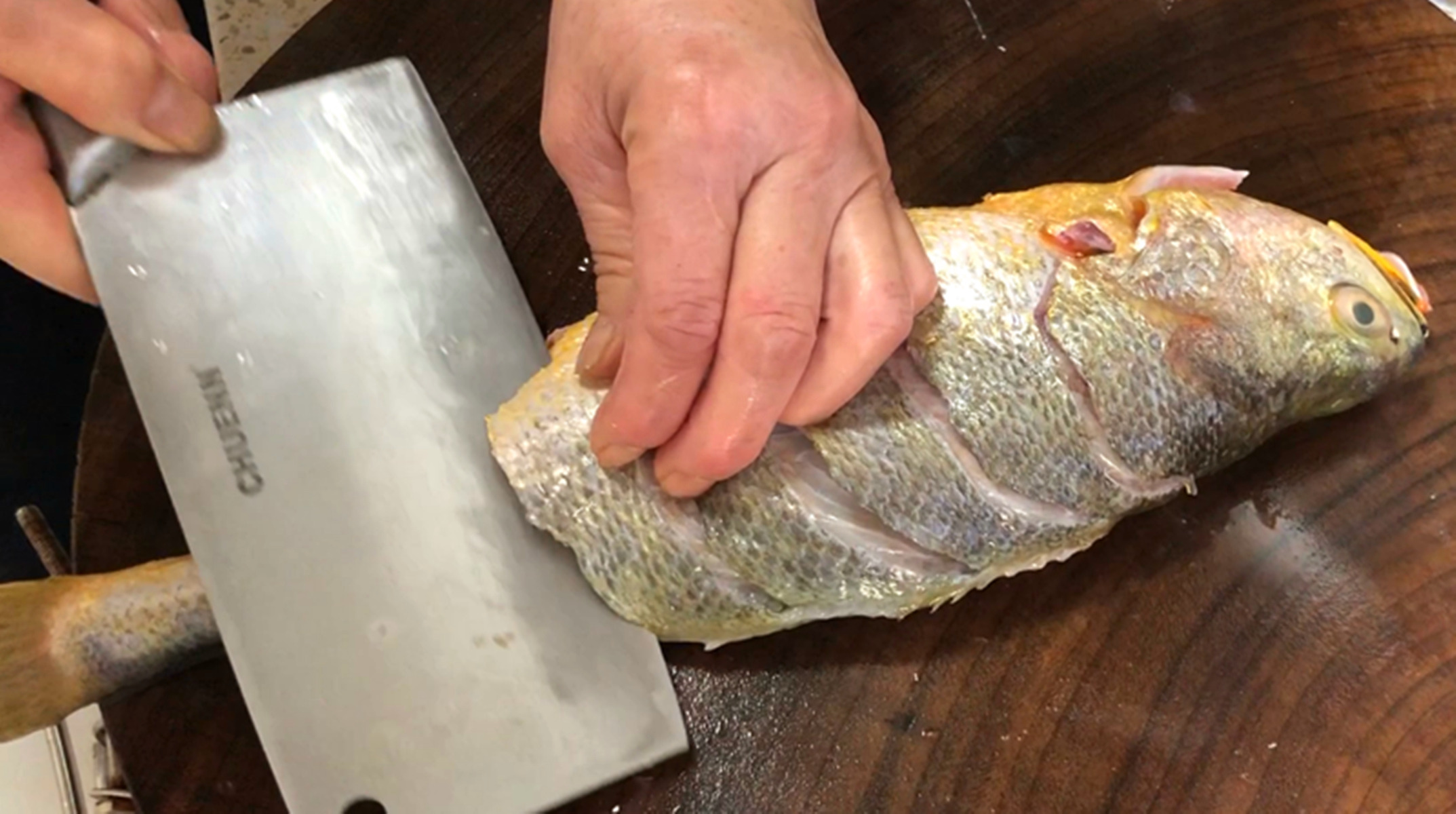 做鱼去腥是用料酒还是用醋,鱼怎么做除腥入味