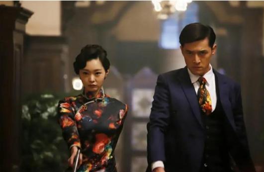 最新热门的十部谍战剧排名,悬崖十大谍战剧排行榜