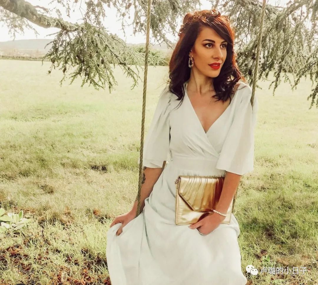 法国女性必买的衣服,真正时髦的巴黎女人到底在穿什么