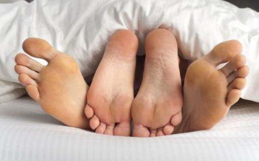 酸死的、累死的、迷路的，原来精子经历这么多坎坷，才能遇到卵子