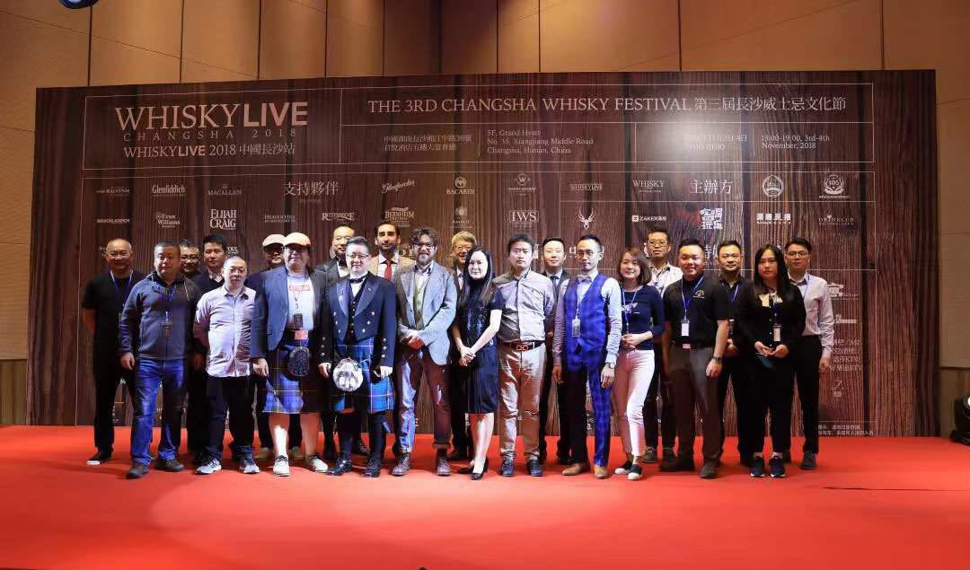 “富舅舅”带着他价值超400万的格兰花格家族桶全系列来上海了