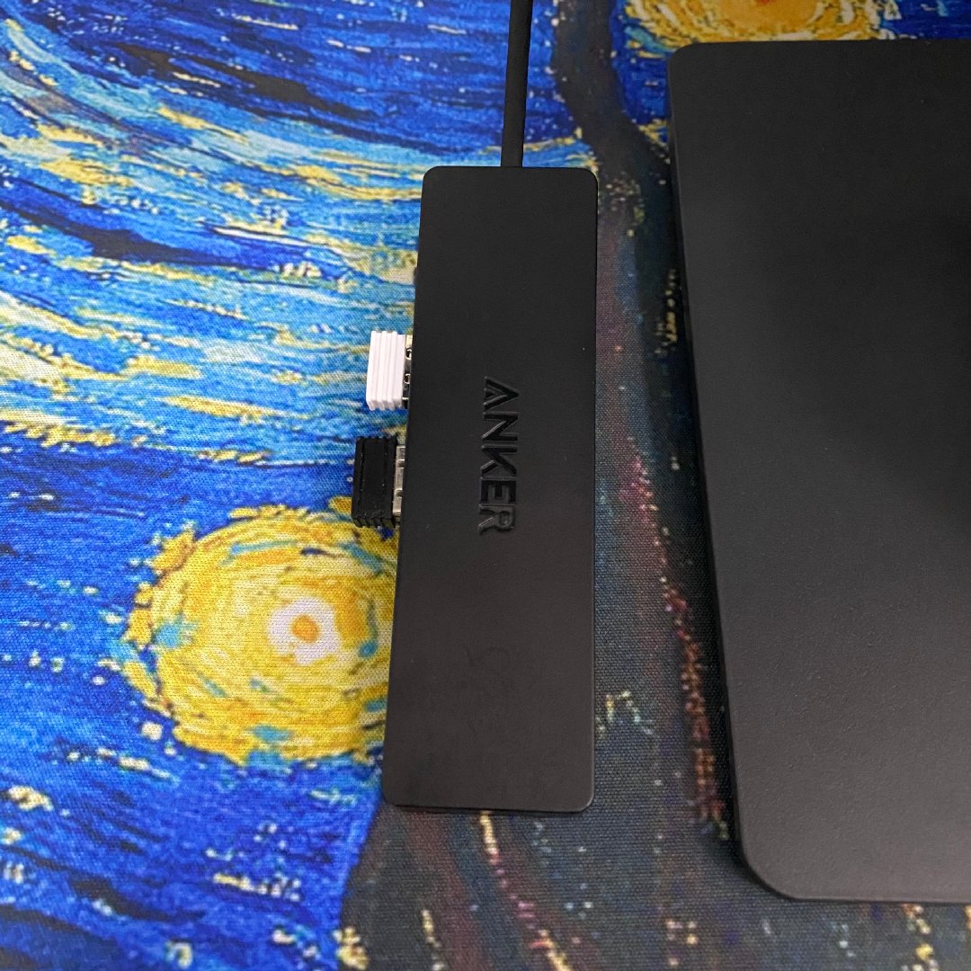 120平米办公空间,空间不大用什么桌子