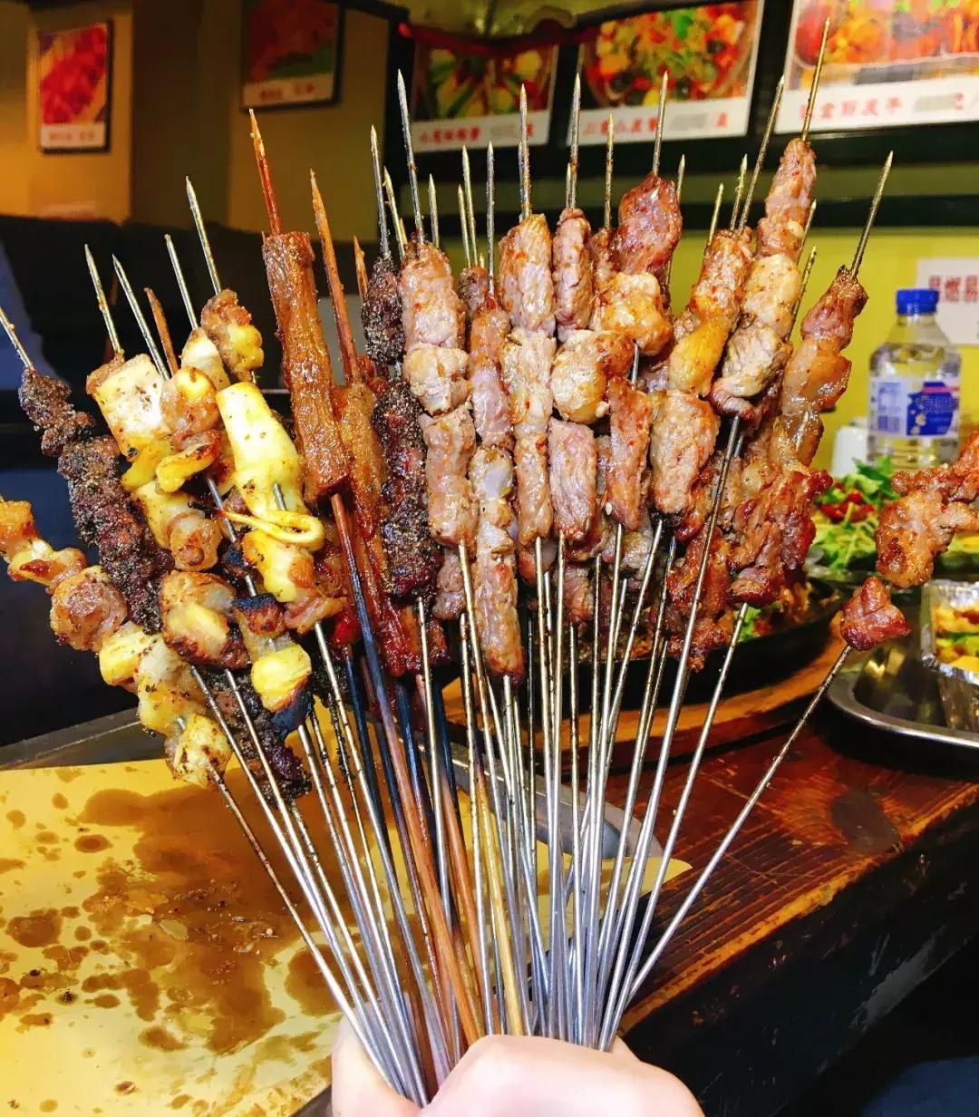 长春烧烤最有特色的烧烤店,长春自己动手烧烤的烧烤店