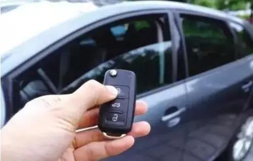 迈腾b7l隐藏功能车主自己开启,汽车里的这些隐藏功能你知道多少