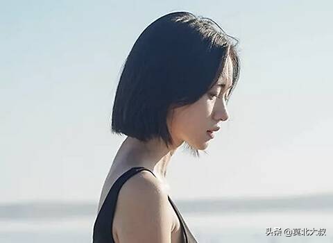 一个男人放下一段感情的表现,放下一个不爱你的男人的心理暗示