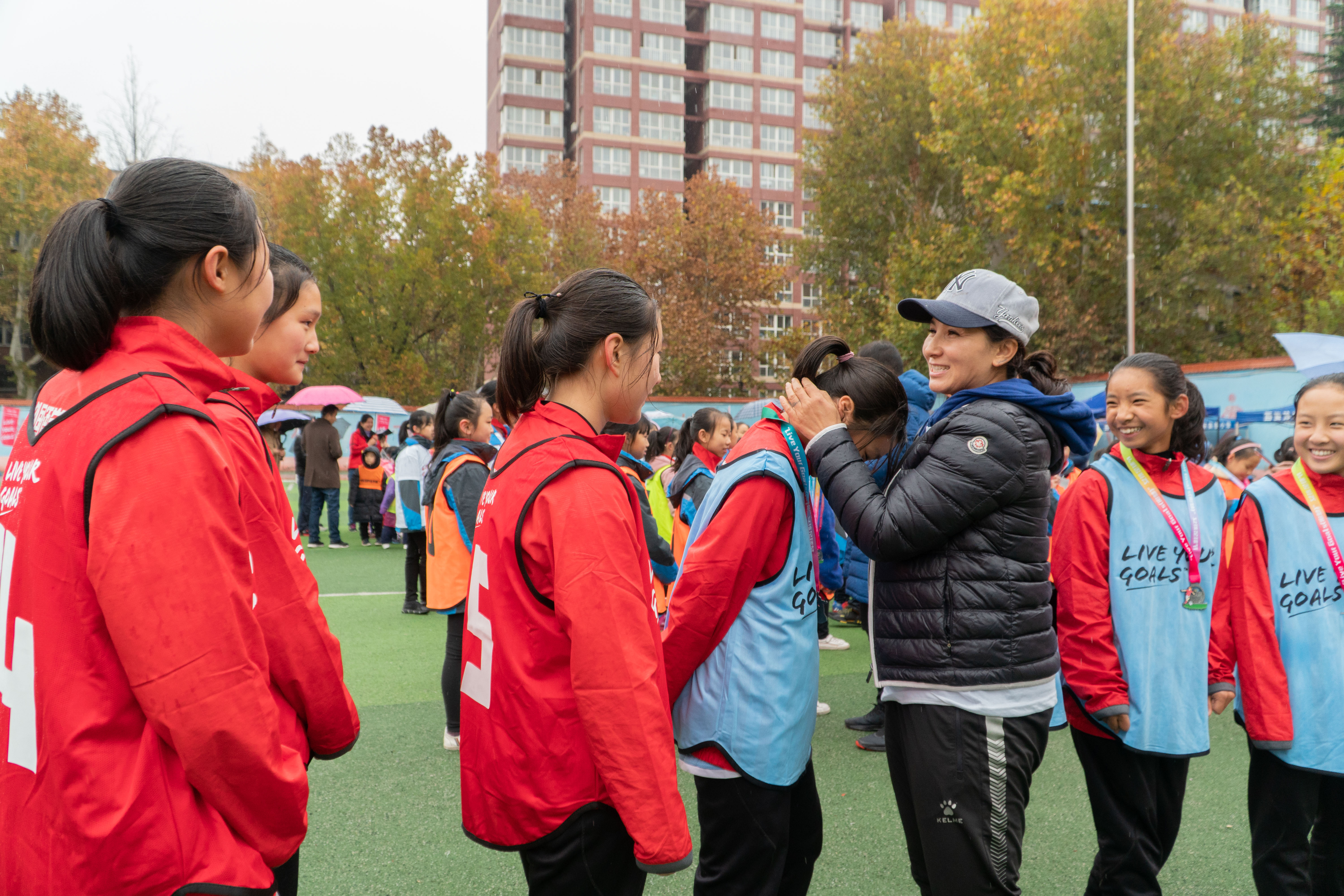 中国第一支女子足球队在陕西西安,陕西西安女足顺利晋级第二阶段