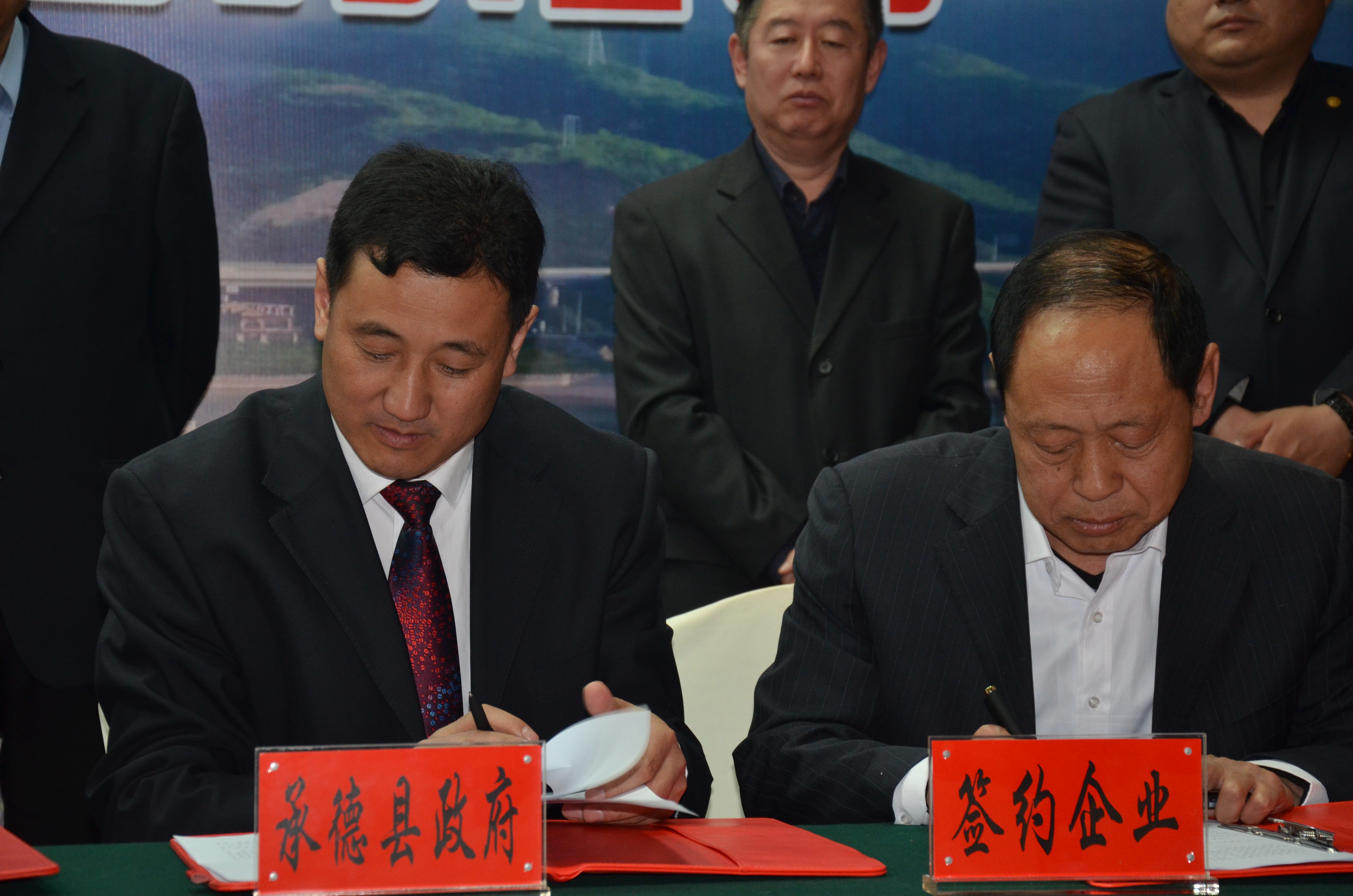 三项机制推动项目攻坚,三抓三促行动推进工程项目